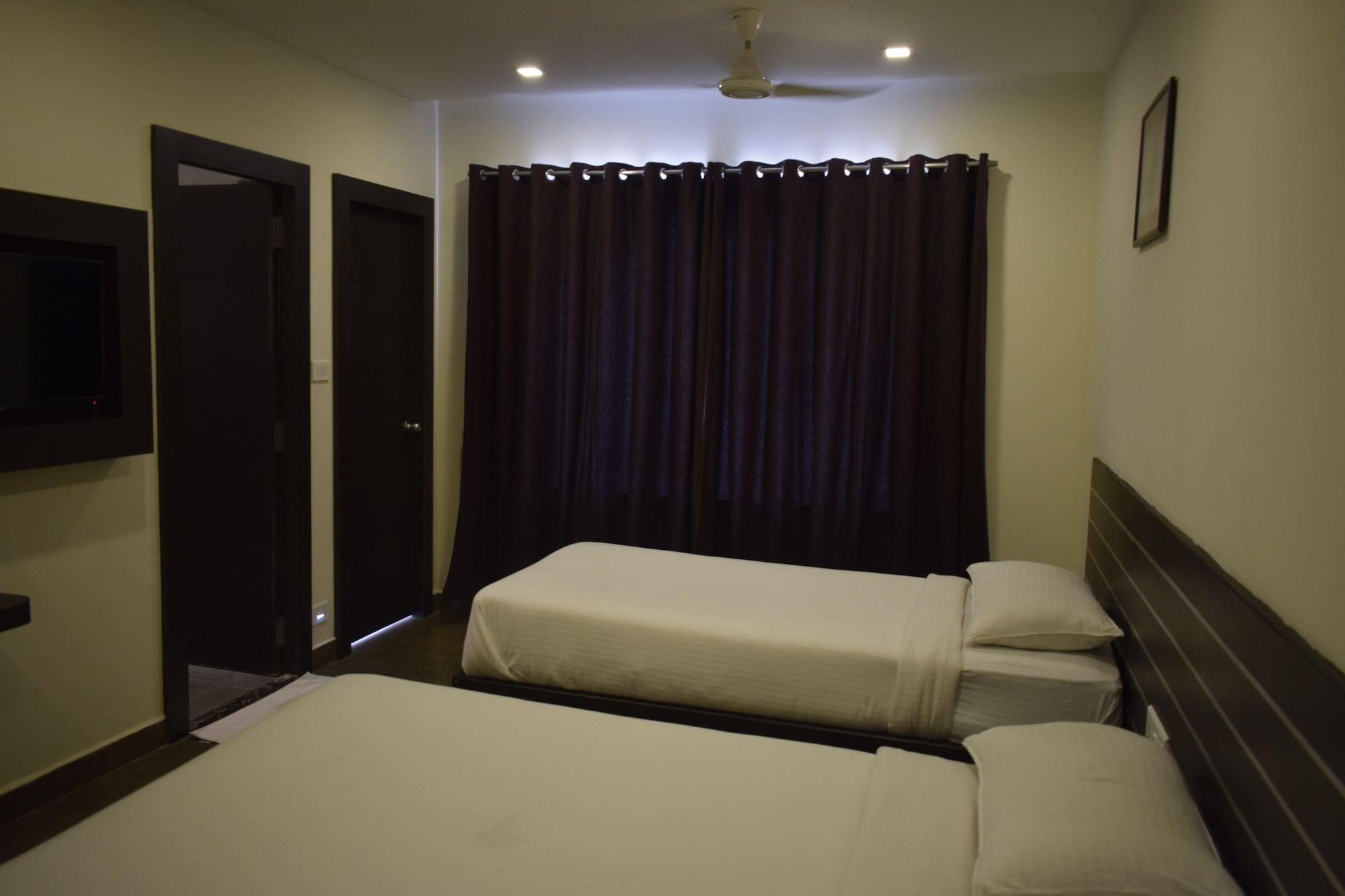 Hotel Sumith Palace Pondicherry Exterior foto