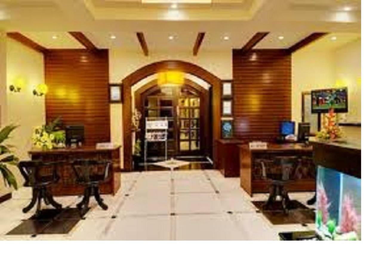 Hotel Sumith Palace Pondicherry Exterior foto