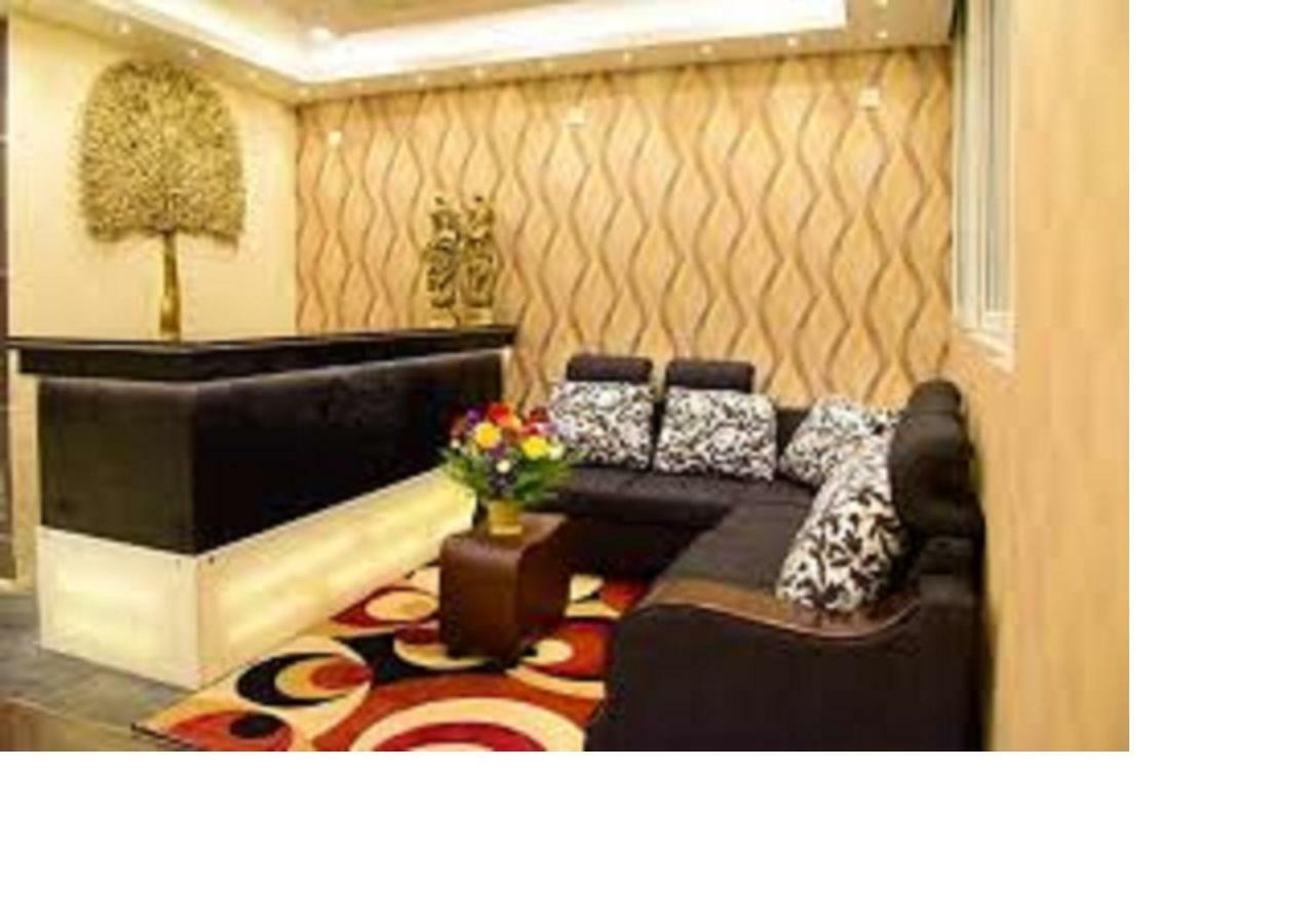 Hotel Sumith Palace Pondicherry Exterior foto